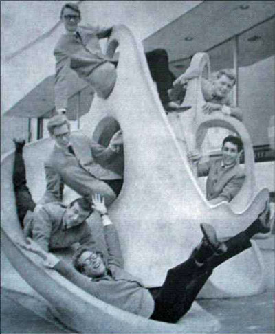 Ardels photo 1966: Gary Brennan, David Burt, Jim Pernokis, Bob McKay, Doug Dixon and Roger Charlesworth.