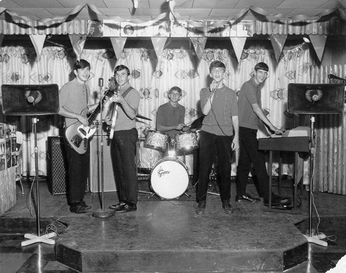 The Couriers at the 421 Club. Carl Beyer, Harry Strother, Robert Bitts, Steve Kurtz and Dave Johnson.