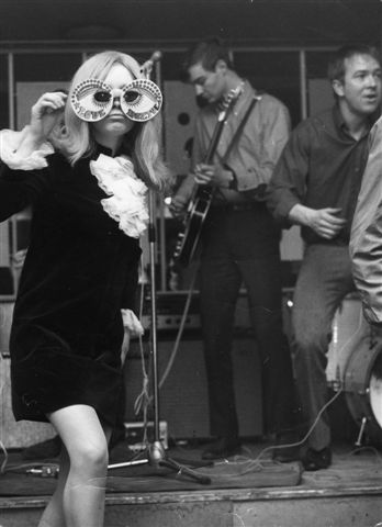 Left to right: Julia (Tom Winters girlfriend), Barry Beaumont-Jones and Clint Talbot
