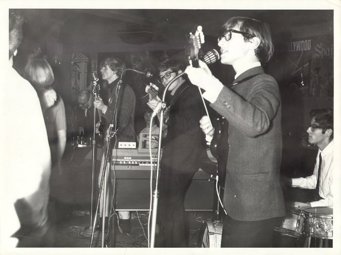The Zoo at the Whiskey a Go Go, Athens, late January 1966 From left: Nick Jameson, George Alexander, Paul Velletri, Johnny Carr. The blonde girl seen vaguely on the left is probably Jane Steen.