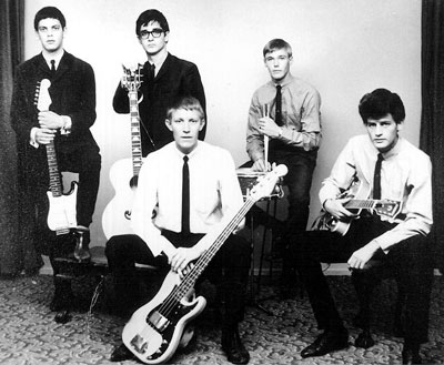 Johnny Kongos & the G-men, 1964, l-r: Jesse Sumares, Johnny Kongos, Ed Burns (with bass), Rob Kearney (drums) and Hank Squires