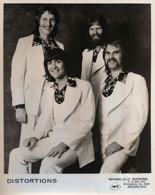 Distortions Magna Club Booking photo