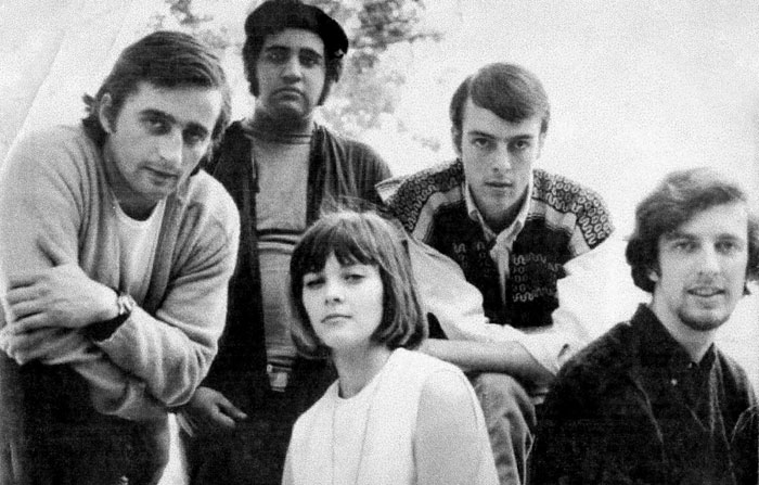 Mastin and Brewer, Spring 1966. L-R: Tom Mastin, Billy Mundi, Michael Brewer and Jim Fielder. Unknown lady.