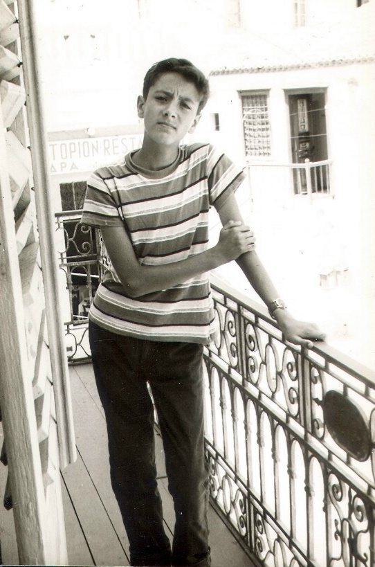 Johnny Carr in Hydra